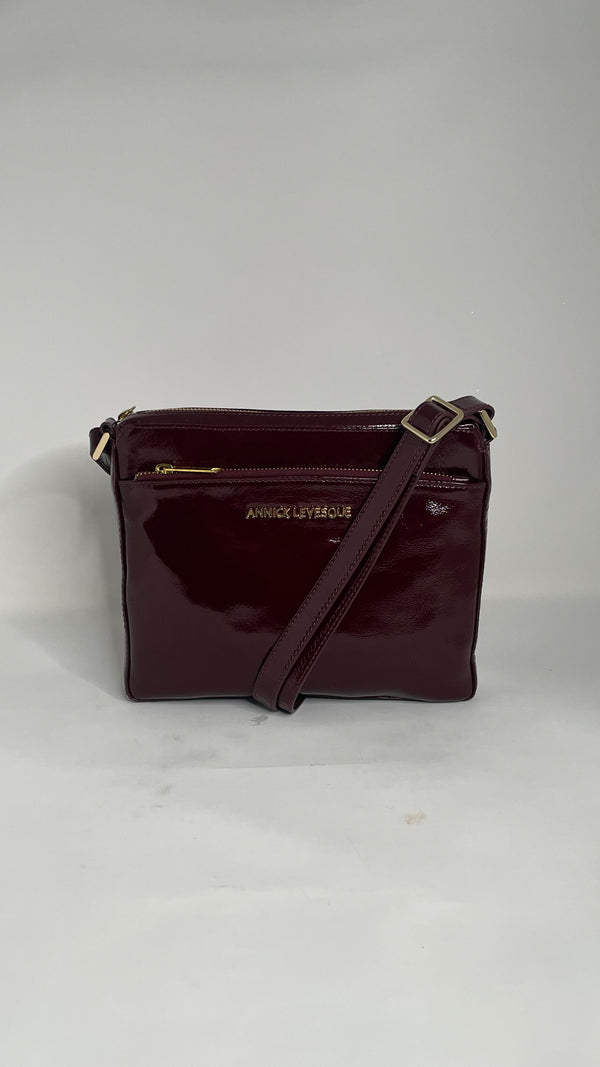 Sac à main de style sac à bandoulière, Sacoche Gisele petit rouge bordeau foncé patin souple