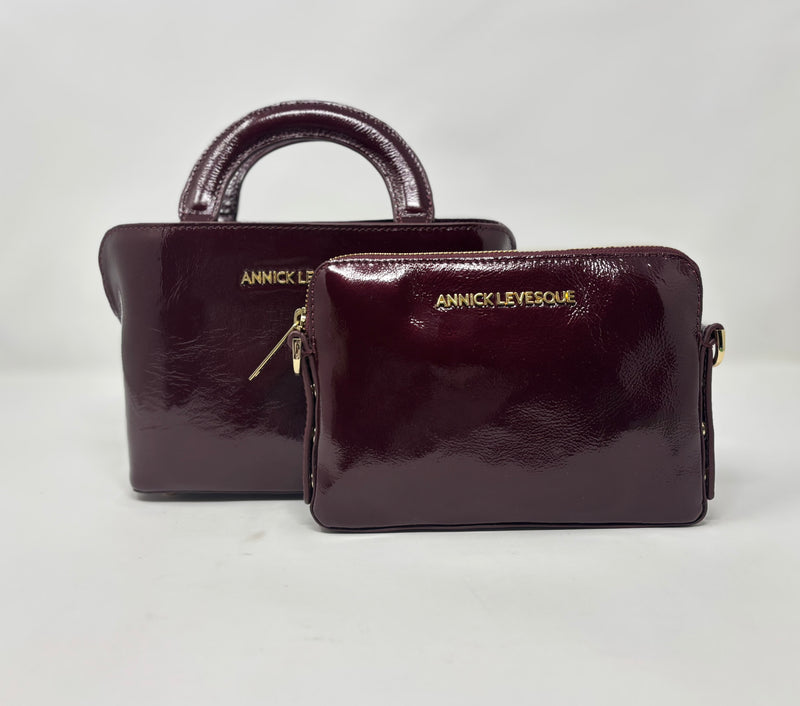 Sac à main en cuir Clarence , deux en un, rouge bordeaux foncé patin souple