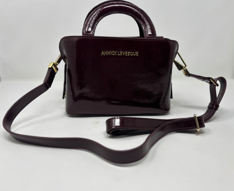 Sac à main en cuir Clarence , deux en un, rouge bordeaux foncé patin souple