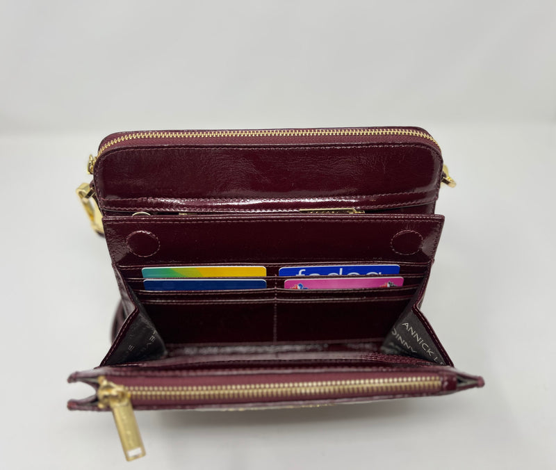 Petit Sac bandoulière 2 en 1 avec porte carte détachable en Cuir rouge bordeaux vernis, Kennedi