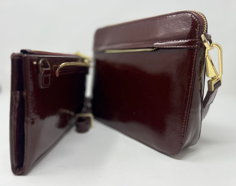 Petit Sac bandoulière 2 en 1 avec porte carte détachable en Cuir rouge bordeaux vernis, Kennedi
