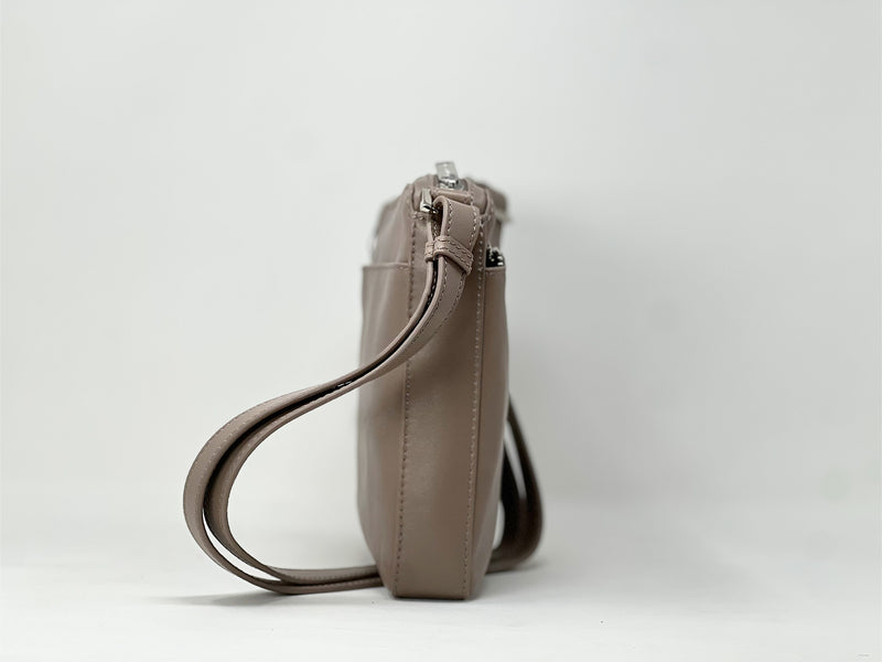 Sac à main de style sac à bandoulière "Crossbody", Sacoche Gisele petit Taupe