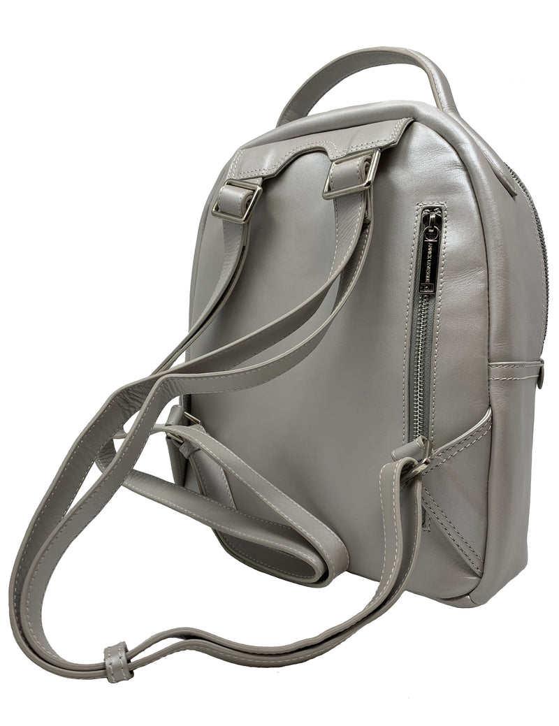 sac-a-dos-en-cuir-argent-mother-of-pearl-annick-levesque-eve