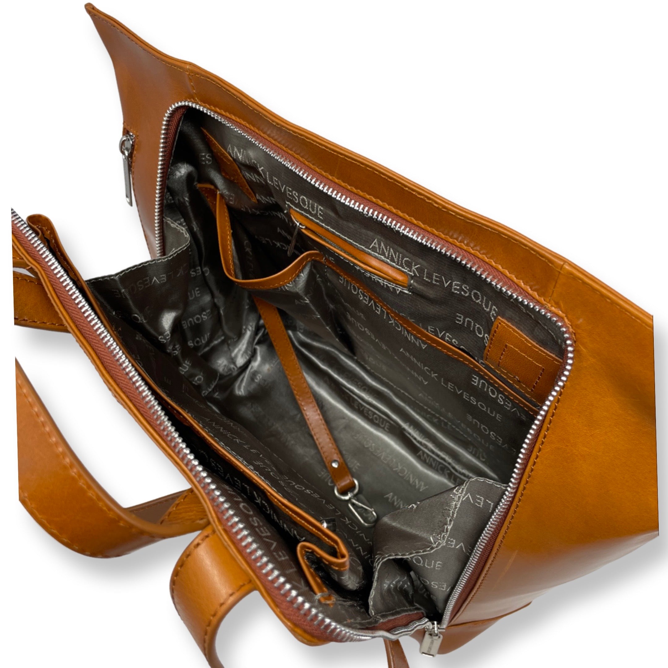 Sac à Dos Unisexe En Cuir Véritable Couleur Cognac - Marque Lussa - Neuf Avec étiquettes